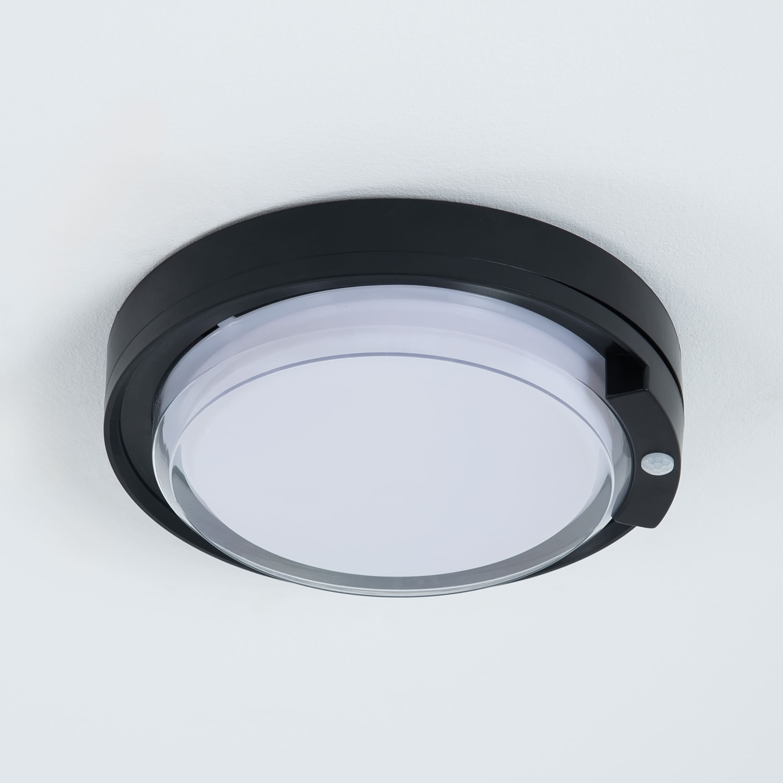 Sensor Rounded Cow Eye-Black